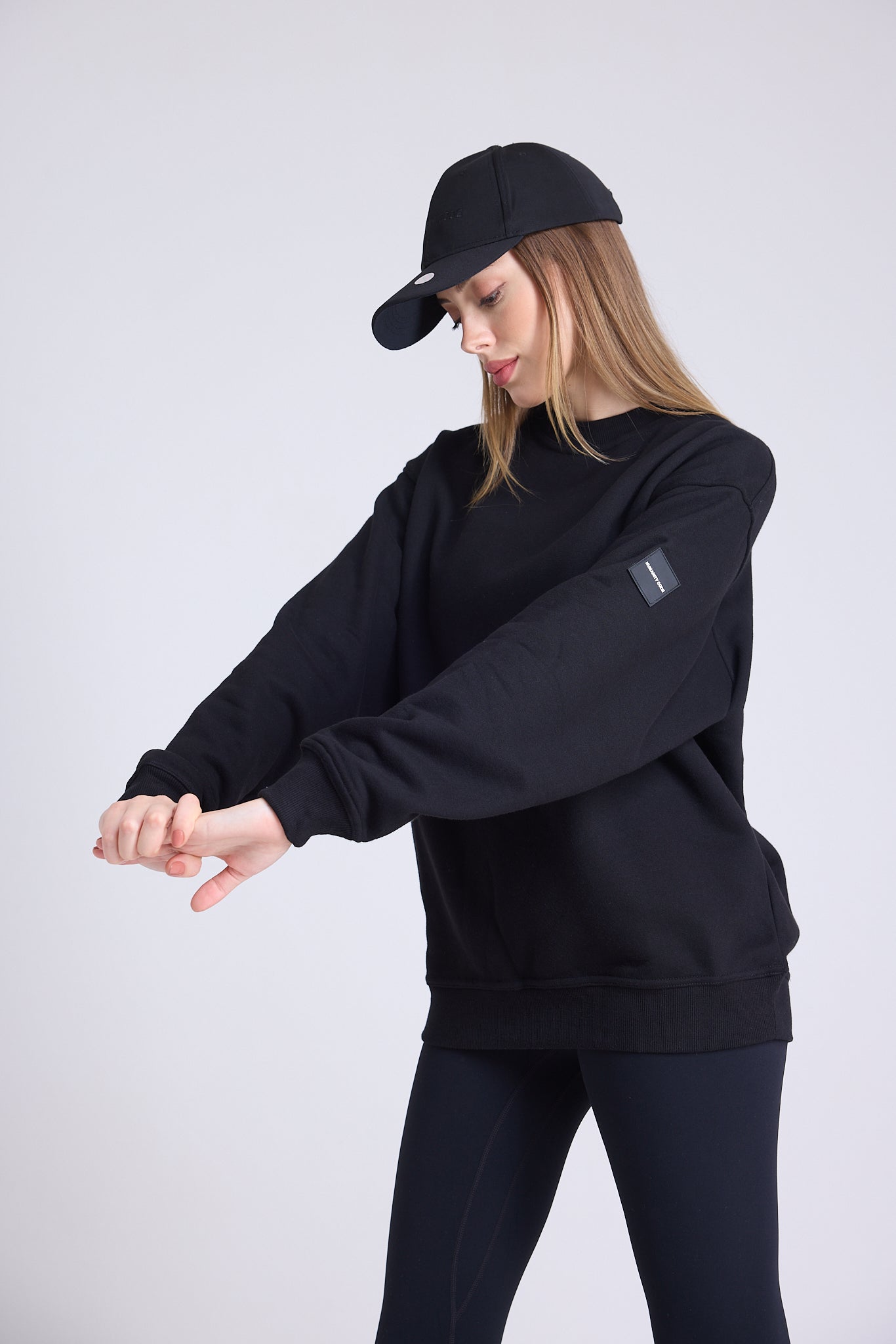 All-Day lounge fleece sweater in black