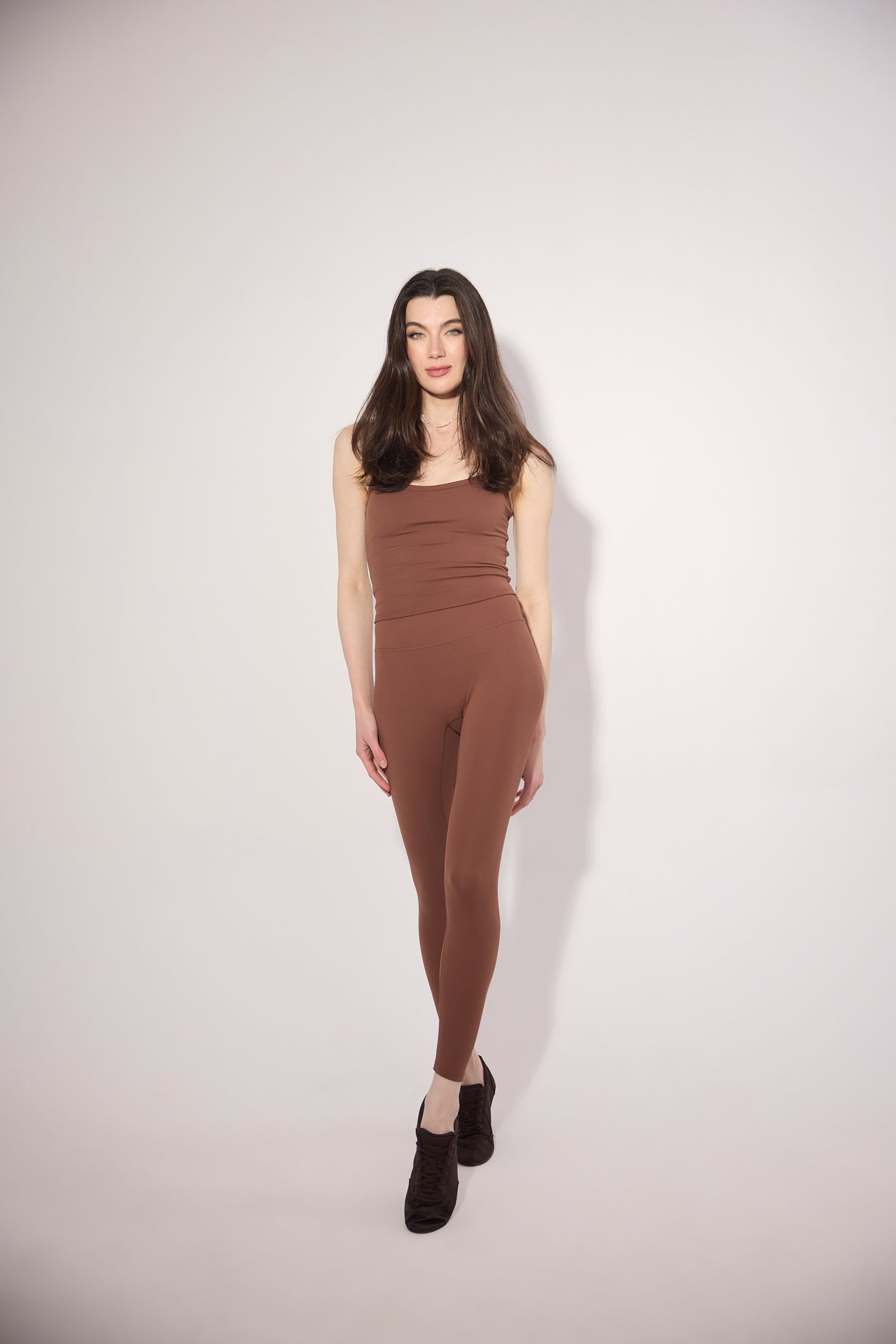 Airbrushed High-Waist Sculpting Legging in Mocha brown