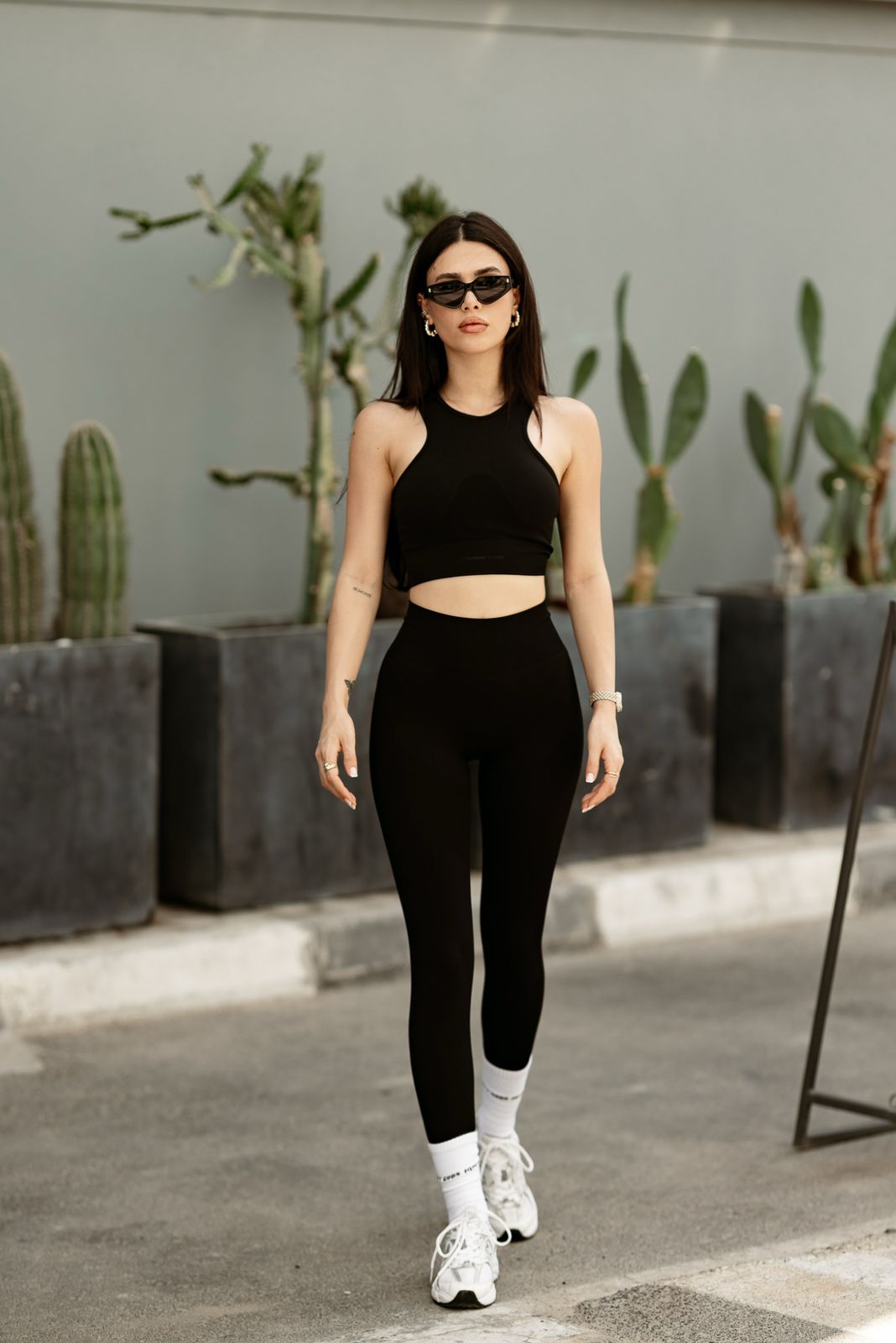 Seamless Sculpt Bra Tank — Black